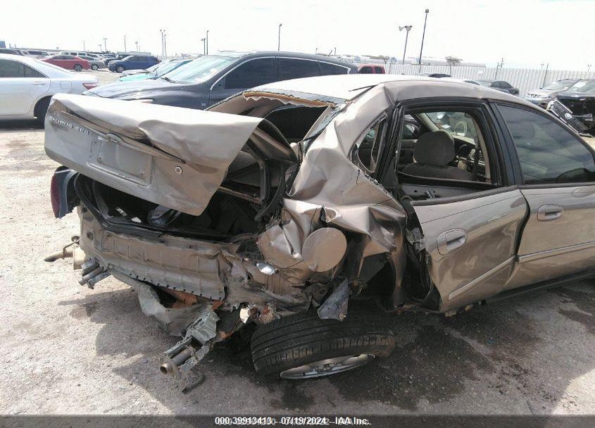 2004 FORD TAURUS SES VIN: 1FAFP55U74A119717