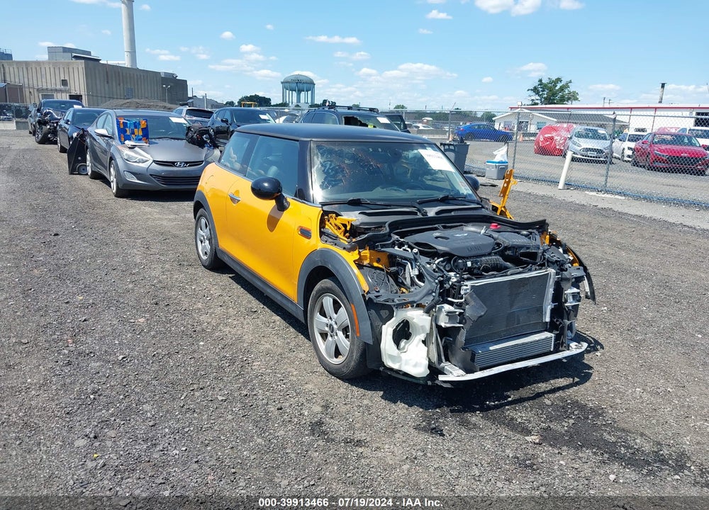 2015 MINI HARDTOP COOPER VIN: WMWXM5C58FT942664
