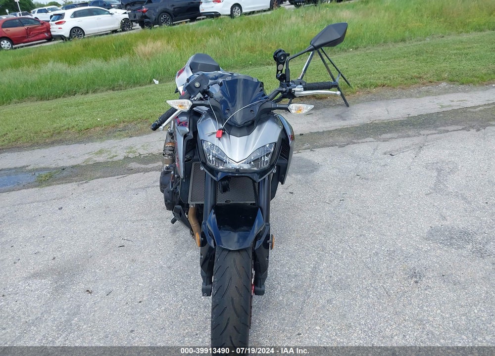 2019 KAWASAKI ZR900 VIN: JKAZR2A12KA003182