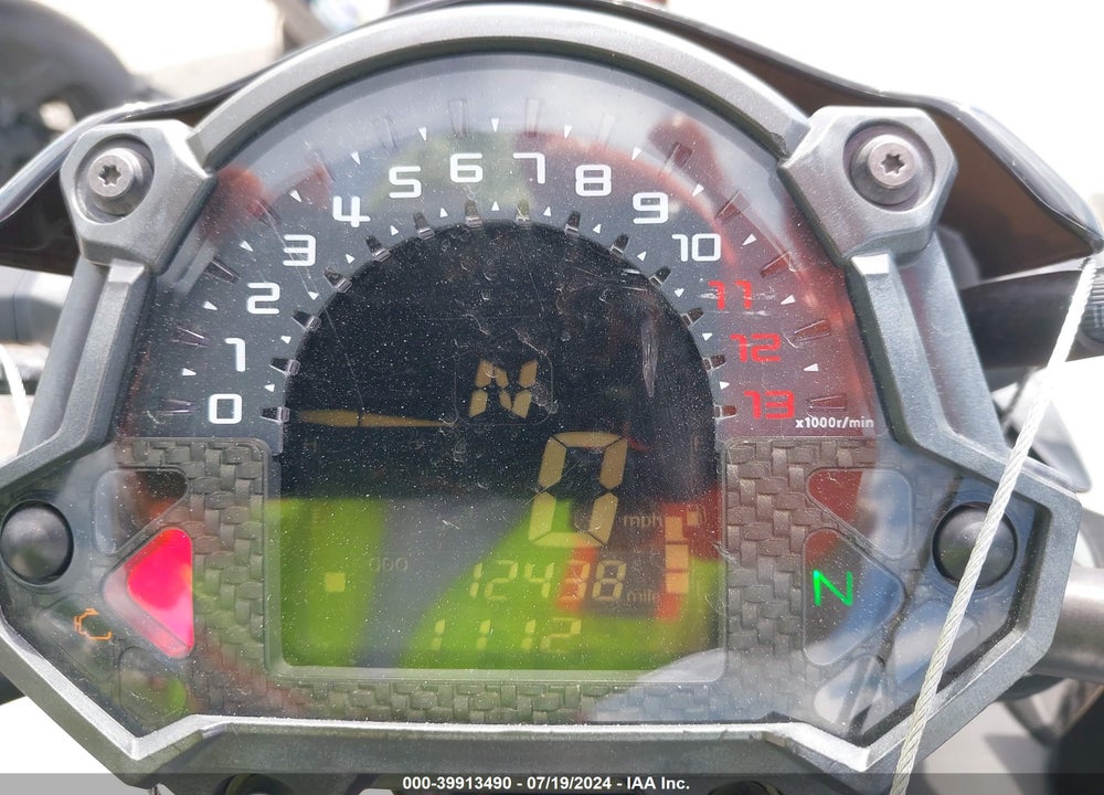 2019 KAWASAKI ZR900 VIN: JKAZR2A12KA003182
