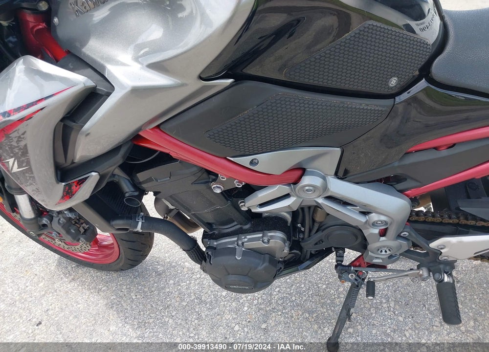2019 KAWASAKI ZR900 VIN: JKAZR2A12KA003182