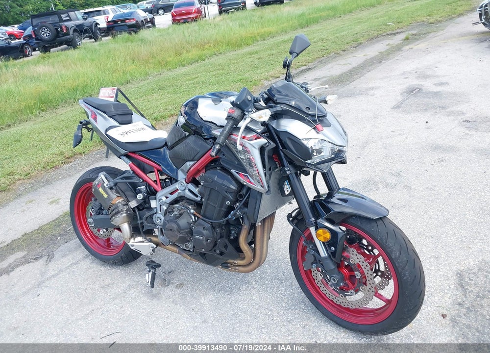 2019 KAWASAKI ZR900 VIN: JKAZR2A12KA003182