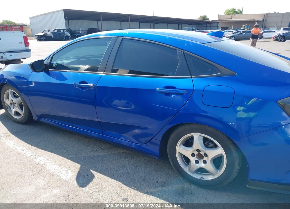 2018 HONDA CIVIC EX VIN: 2HGFC2F77JH561652