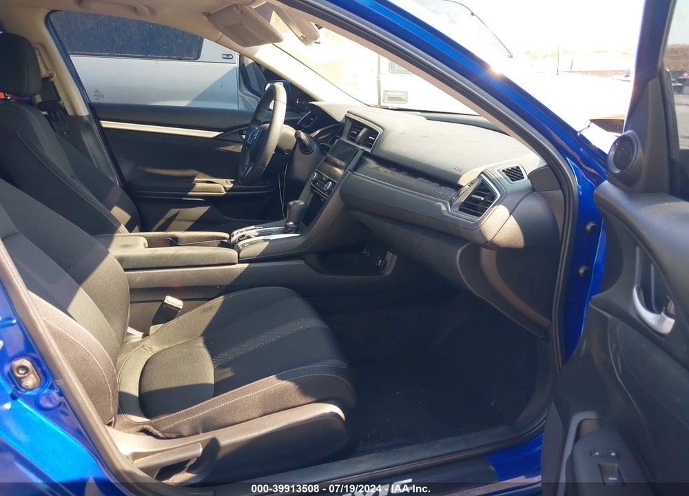 2018 HONDA CIVIC EX VIN: 2HGFC2F77JH561652