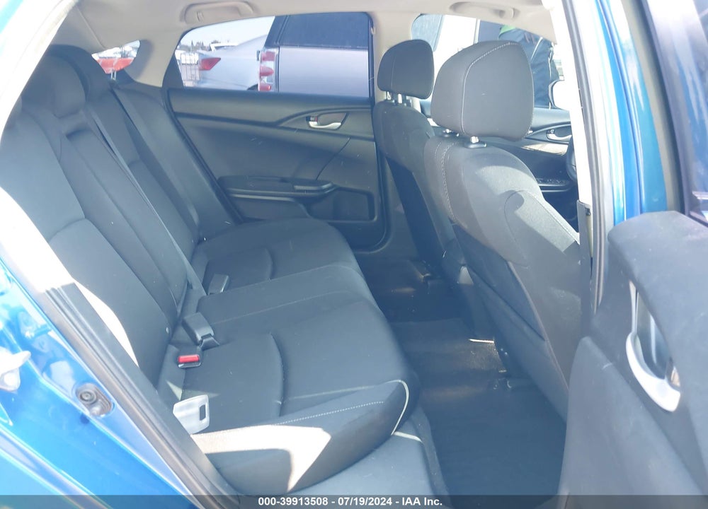2018 HONDA CIVIC EX VIN: 2HGFC2F77JH561652