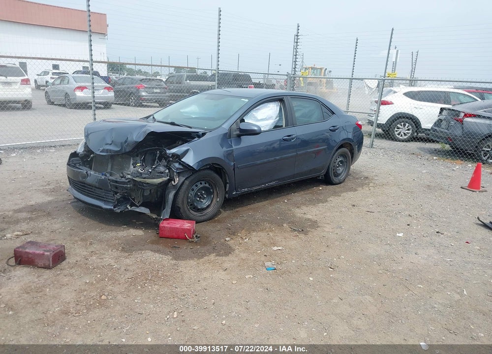 2015 TOYOTA COROLLA LE VIN: 5YFBURHE1FP261573