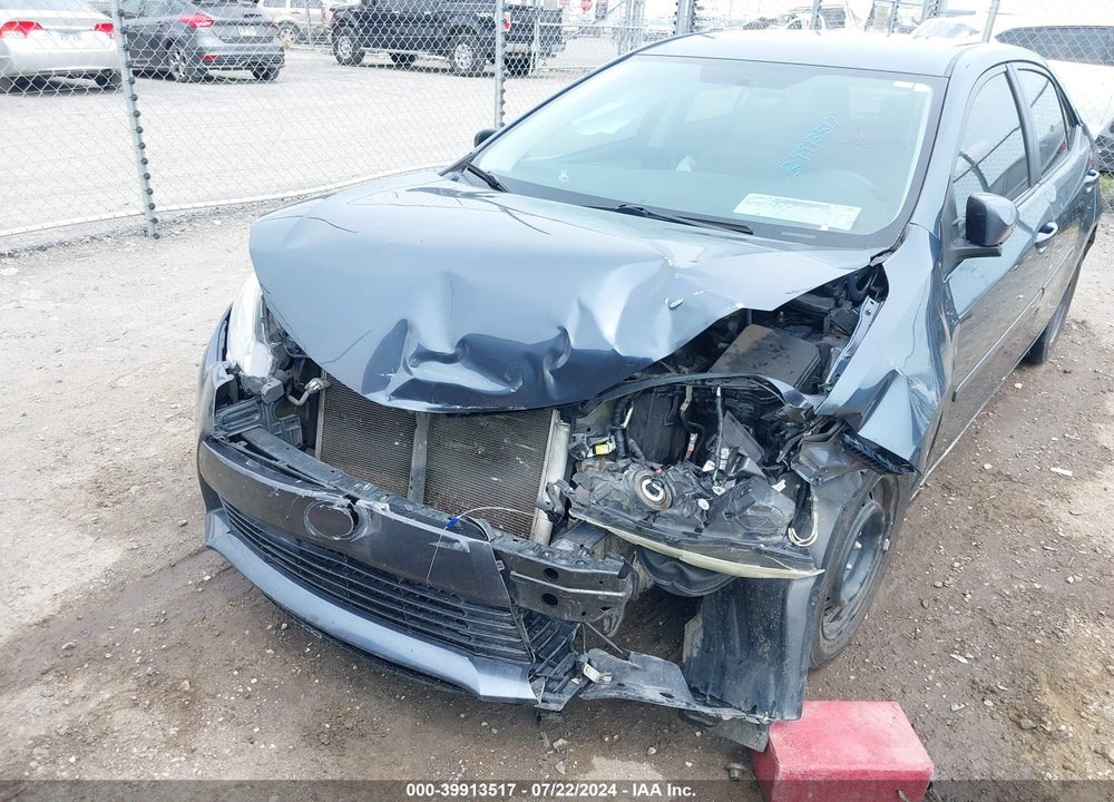 2015 TOYOTA COROLLA LE VIN: 5YFBURHE1FP261573