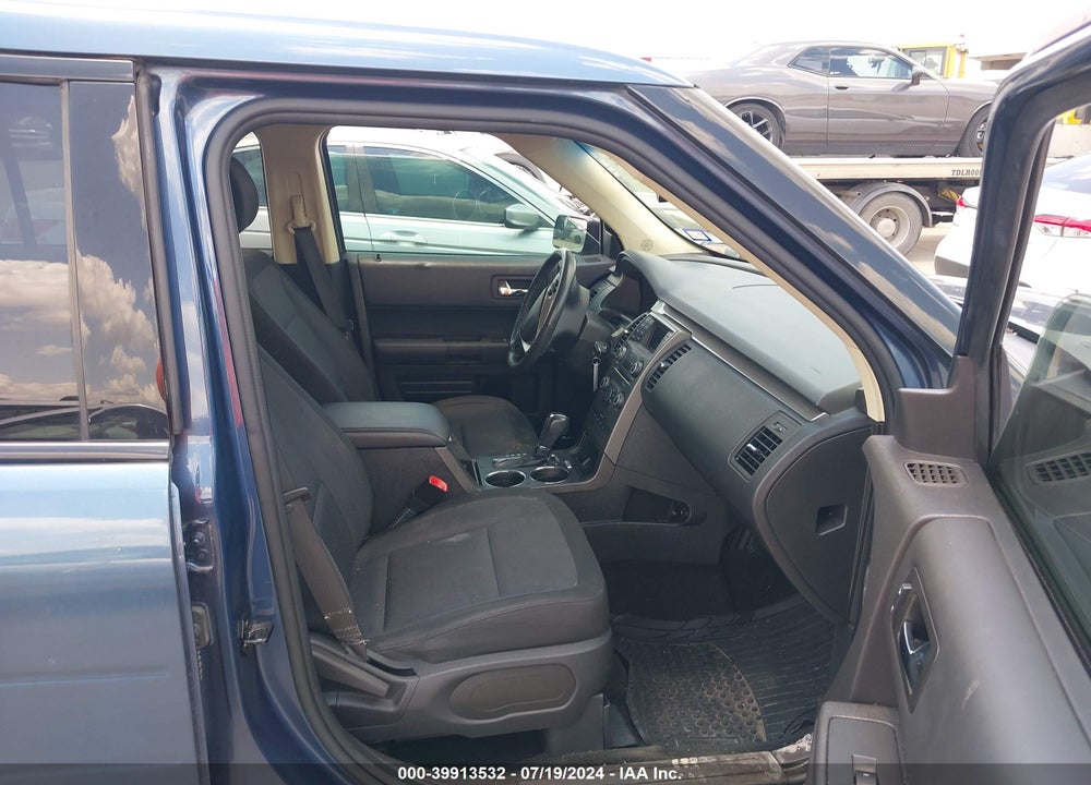 2018 FORD FLEX SE VIN: 2FMGK5B89JBA00714
