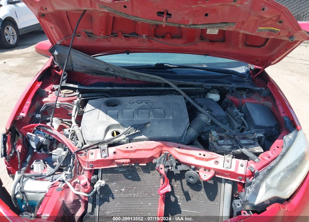 2014 TOYOTA COROLLA LE VIN: 2T1BURHE4EC028687