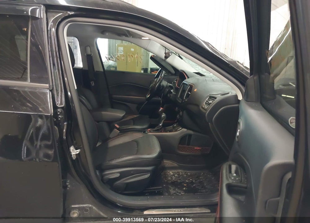2020 JEEP COMPASS VIN: 3C4NJDDBXLT142594