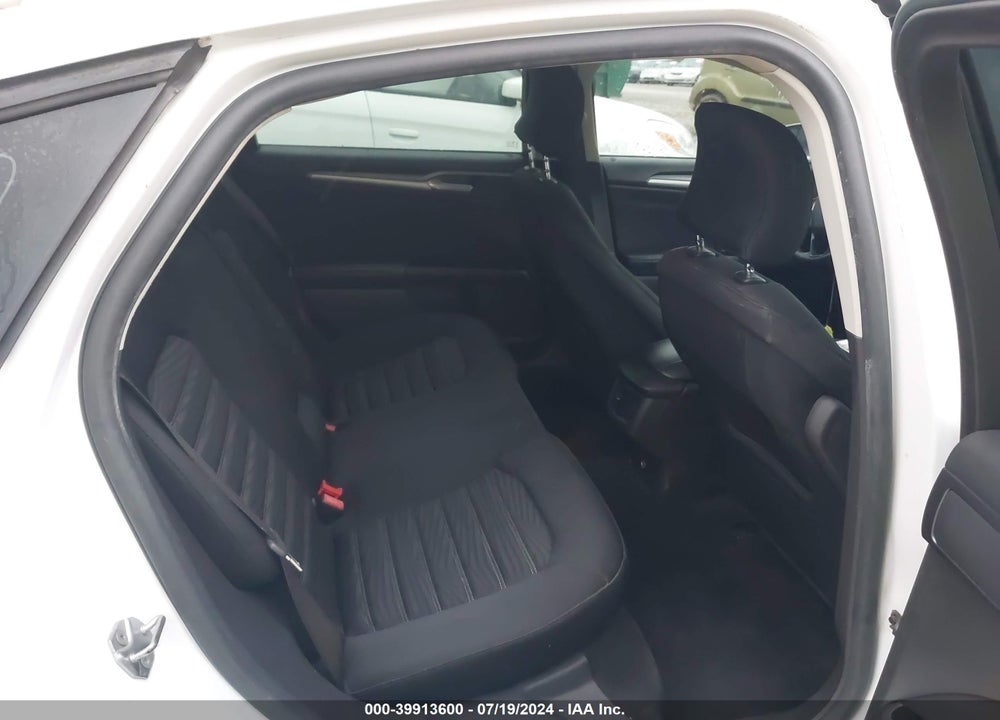 2016 FORD FUSION SE VIN: 3FA6P0HD7GR266340