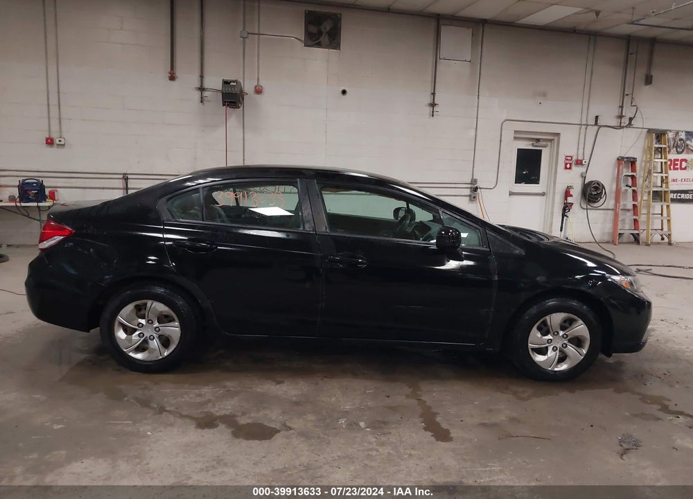 2015 HONDA CIVIC LX VIN: 19XFB2F51FE296309