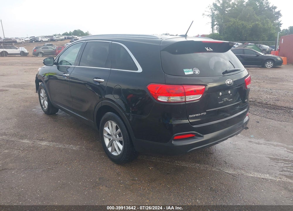 2017 KIA SORENTO 2.4L LX VIN: 5XYPG4A3XHG215322