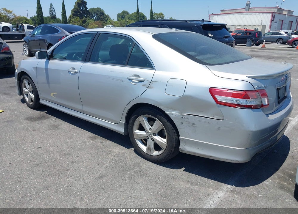 2011 TOYOTA CAMRY SE VIN: 4T1BF3EK3BU151618