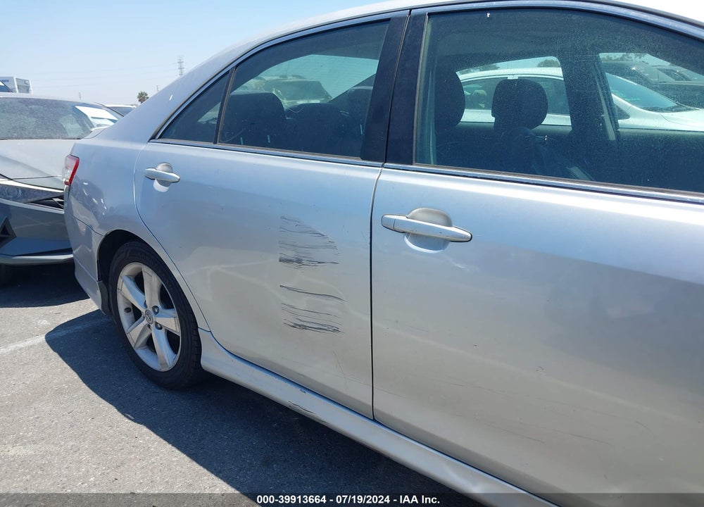2011 TOYOTA CAMRY SE VIN: 4T1BF3EK3BU151618