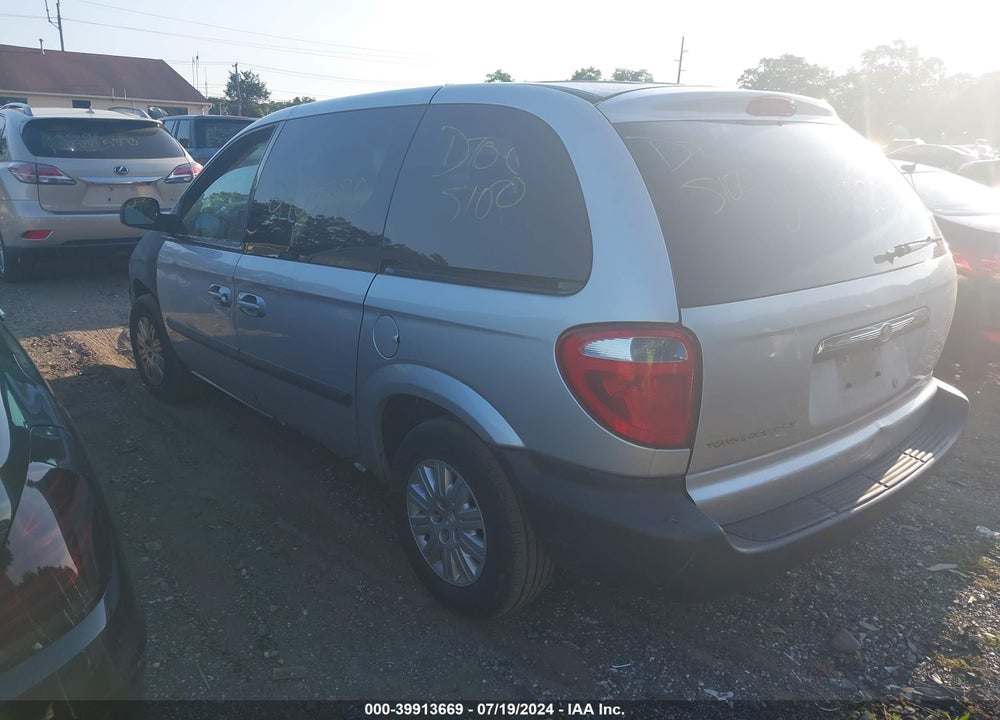 2005 CHRYSLER TOWN & COUNTRY VIN: 1C4GP45R15B361127