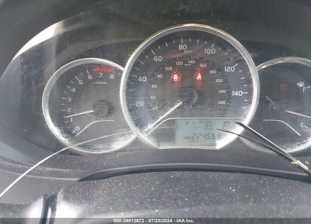 2014 TOYOTA COROLLA LE VIN: 2T1BURHE7EC133787