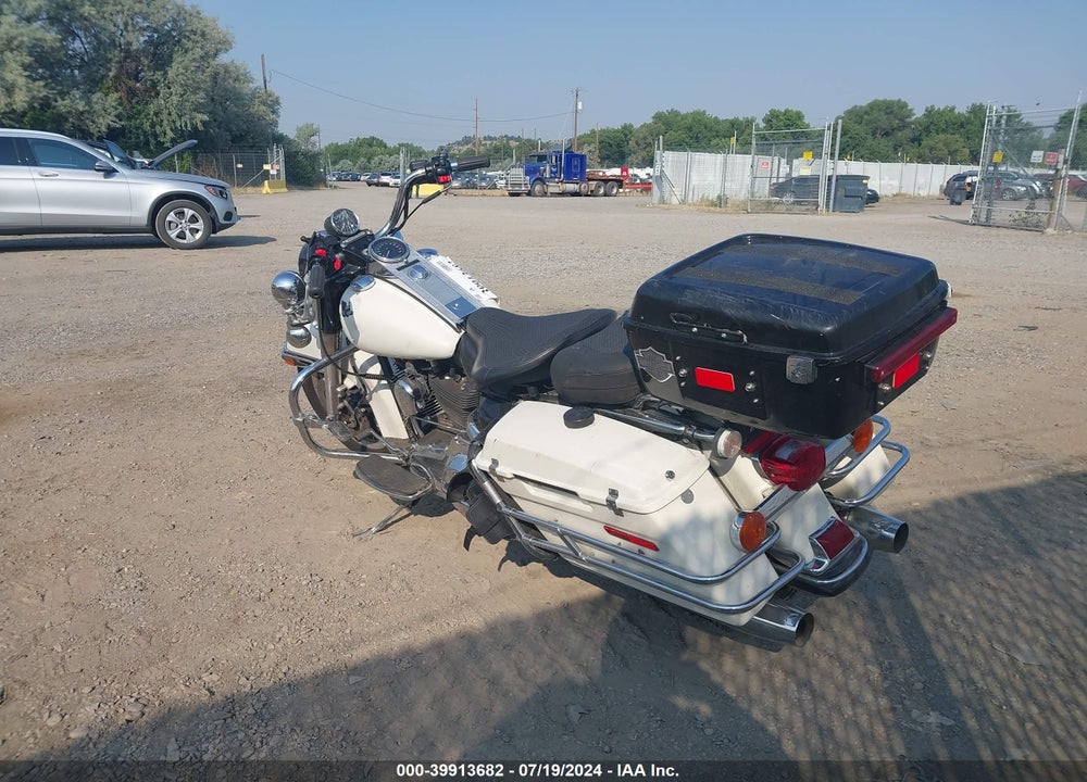 2007 HARLEY-DAVIDSON FLHPI VIN: 1HD1FHM197Y647270