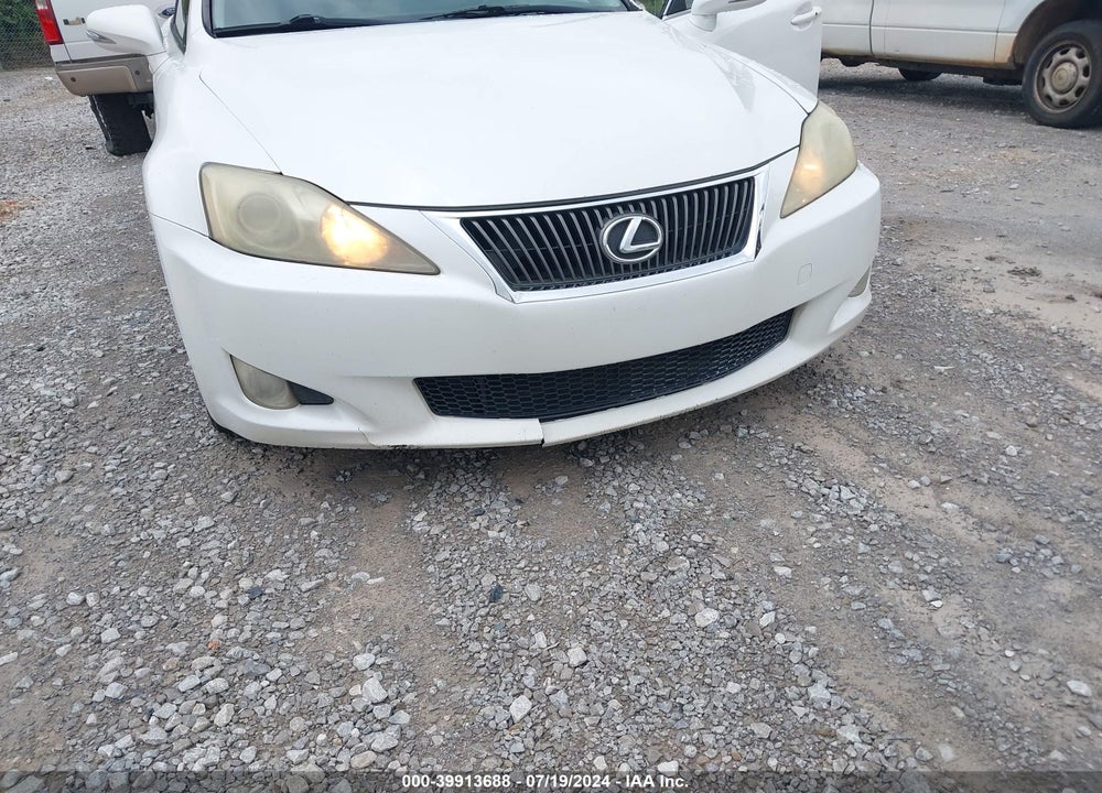 2009 LEXUS IS 250 VIN: JTHBK262095094399