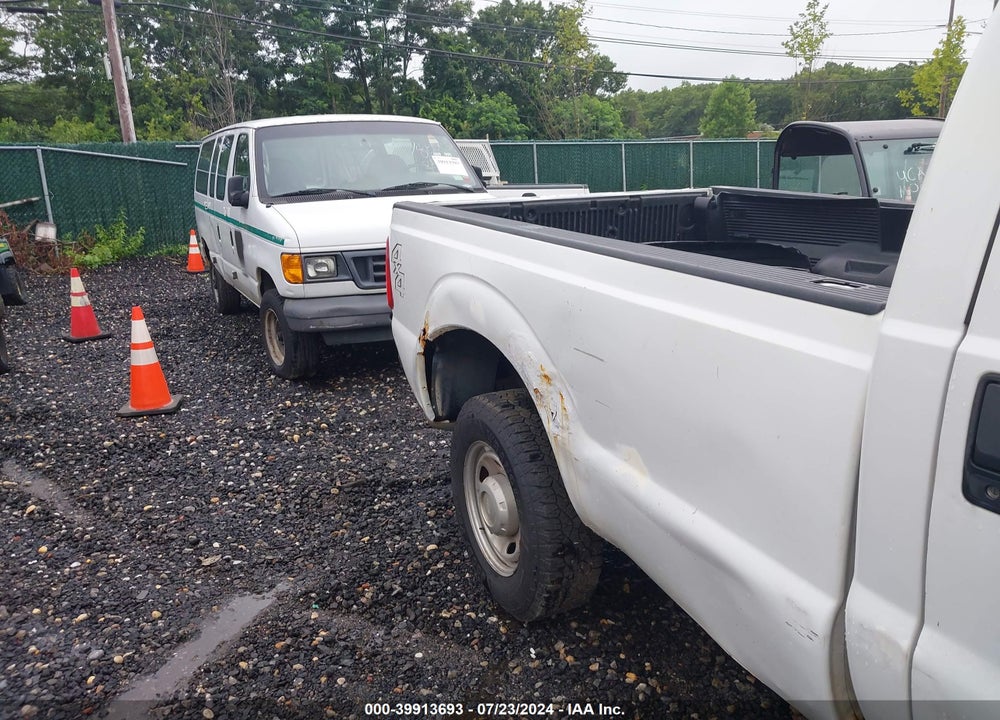 2013 FORD F-250 XL VIN: 1FTBF2B64DEB25080