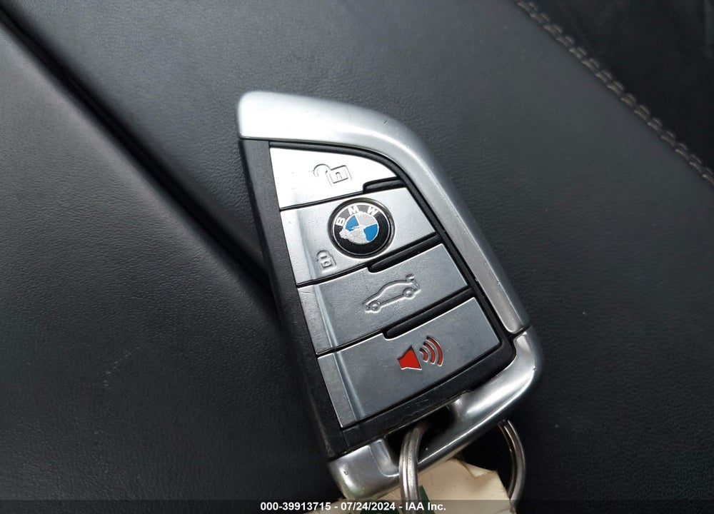 2017 BMW 540I VIN: WBAJE5C39HG916023