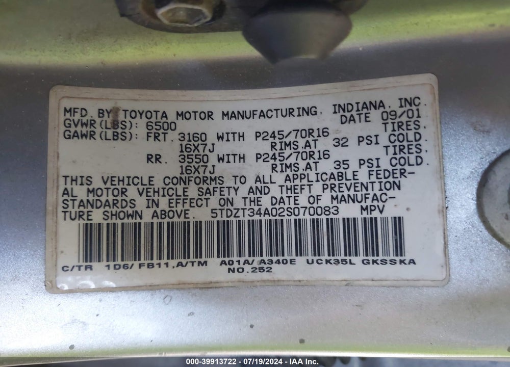 2002 TOYOTA SEQUOIA SR5 V8 VIN: 5TDZT34A02S070083