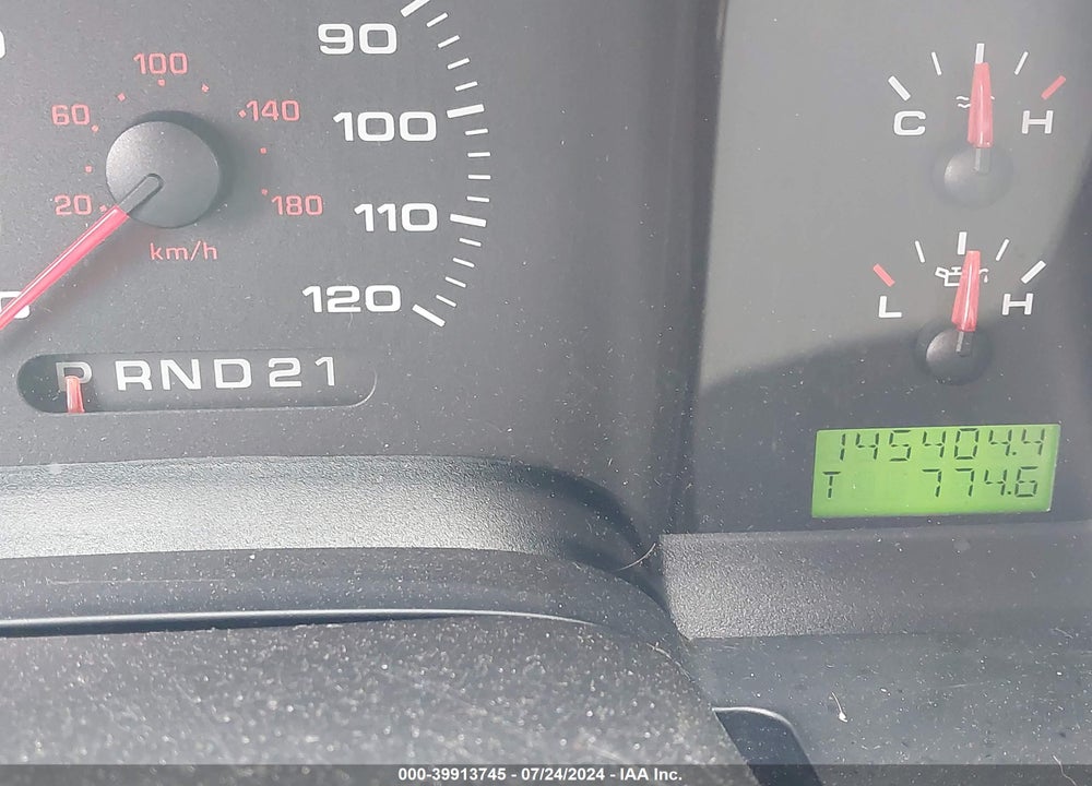 2004 FORD F-150 STX/XL/XLT VIN: 1FTRX12W14FA08234