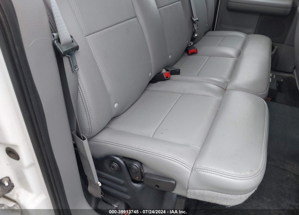 2004 FORD F-150 STX/XL/XLT VIN: 1FTRX12W14FA08234