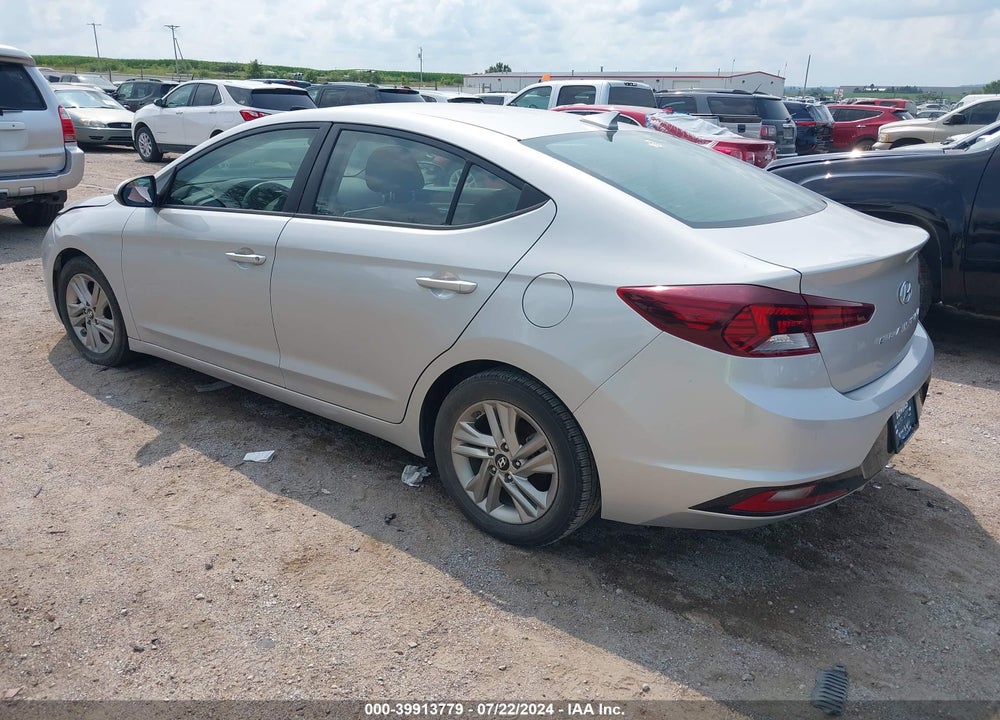 2019 HYUNDAI ELANTRA SEL VIN: 5NPD84LF9KH449524