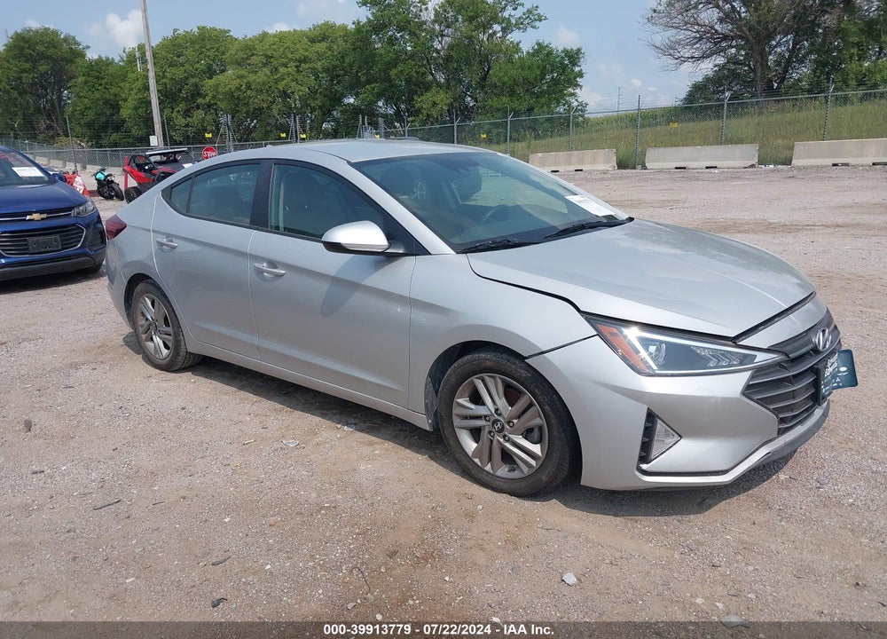2019 HYUNDAI ELANTRA SEL VIN: 5NPD84LF9KH449524