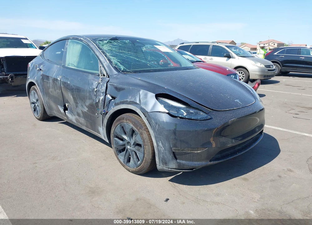 2024 TESLA MODEL Y LONG RANGE DUAL MOTOR ALL-WHEEL DRIVE VIN: 7SAYGDEE8RA292232