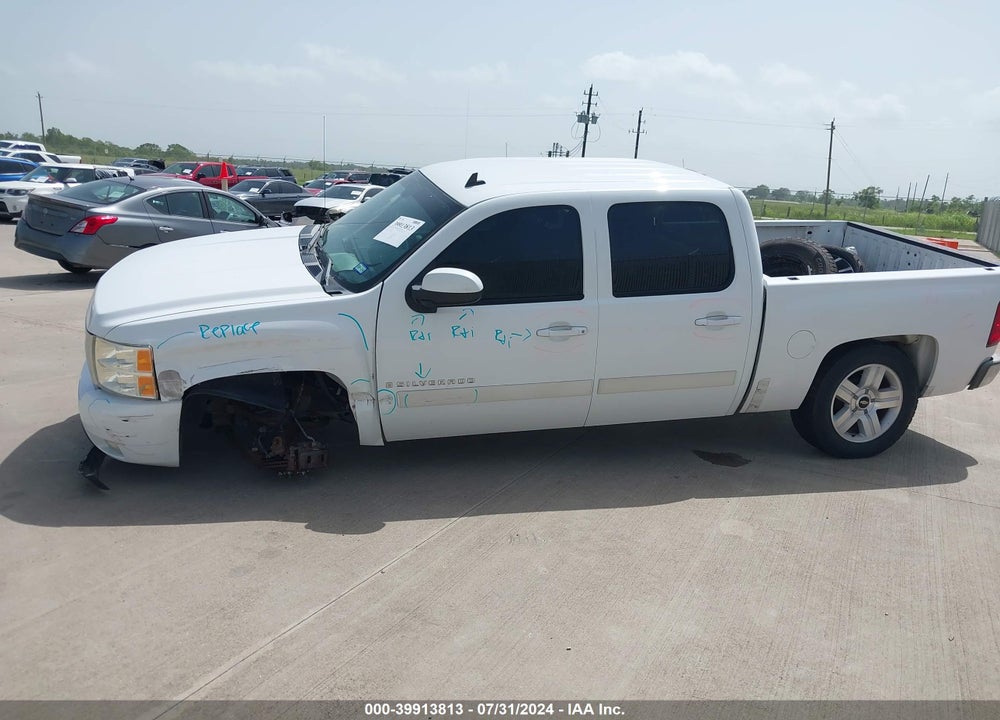 2008 CHEVROLET SILVERADO 1500 VIN: 3GCEC13J08G259702