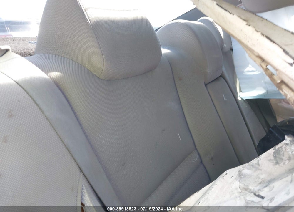 2015 TOYOTA CAMRY HYBRID LE VIN: 4T1BD1FK1FU167802