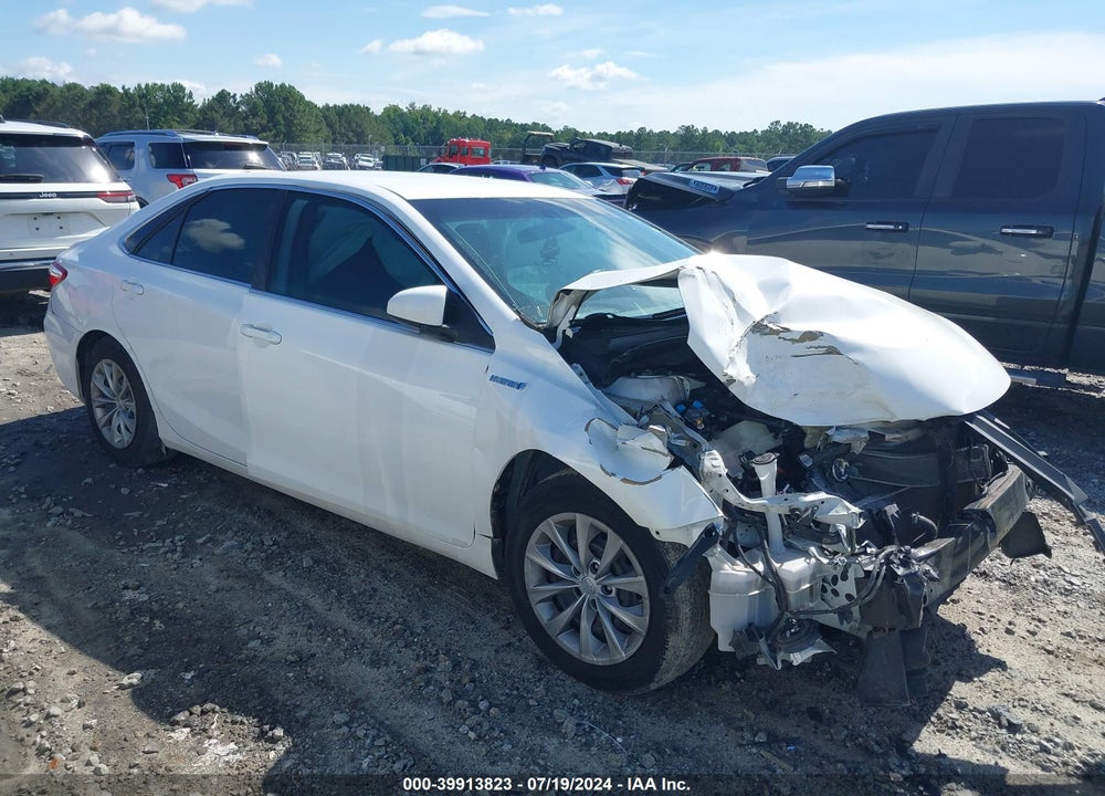 2015 TOYOTA CAMRY HYBRID LE VIN: 4T1BD1FK1FU167802