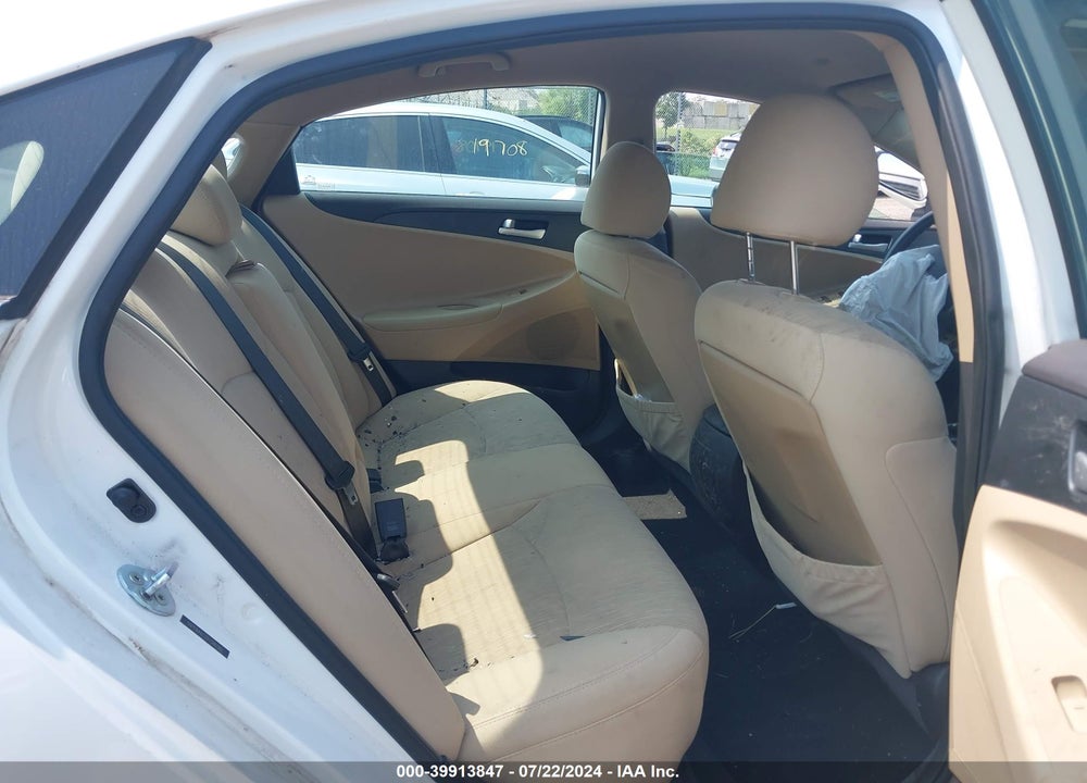 2013 HYUNDAI SONATA GLS VIN: 5NPEB4AC5DH586185