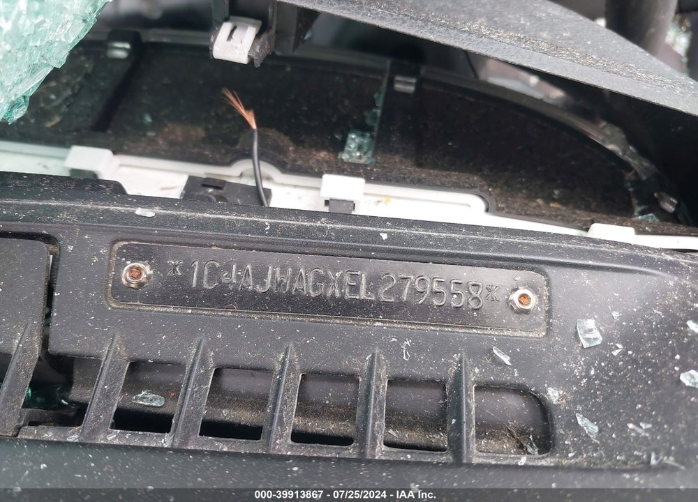 2014 JEEP WRANGLER / VIN: 1C4AJWAGXEL279558