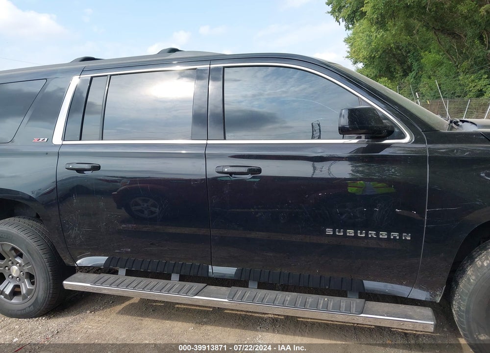 2016 CHEVROLET SUBURBAN LT VIN: 1GNSKHKC9GR173778