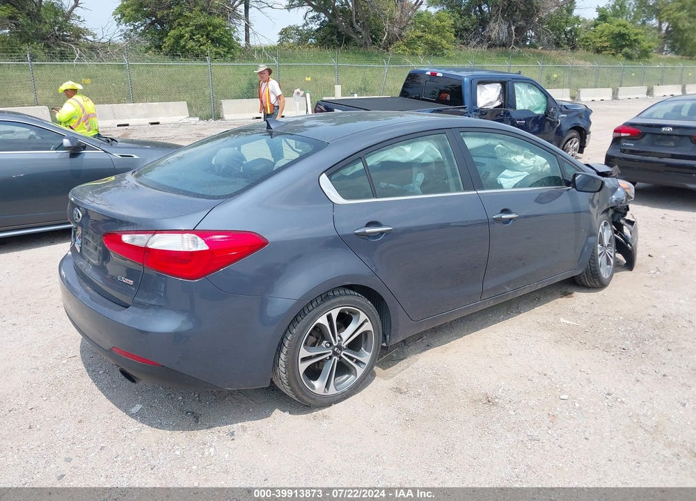 2015 KIA FORTE EX VIN: KNAFZ4A81F5339502