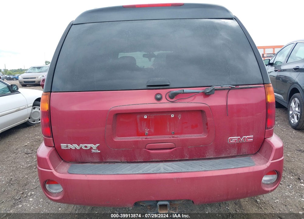 2005 GMC ENVOY XL SLT VIN: 1GKET16S156175457