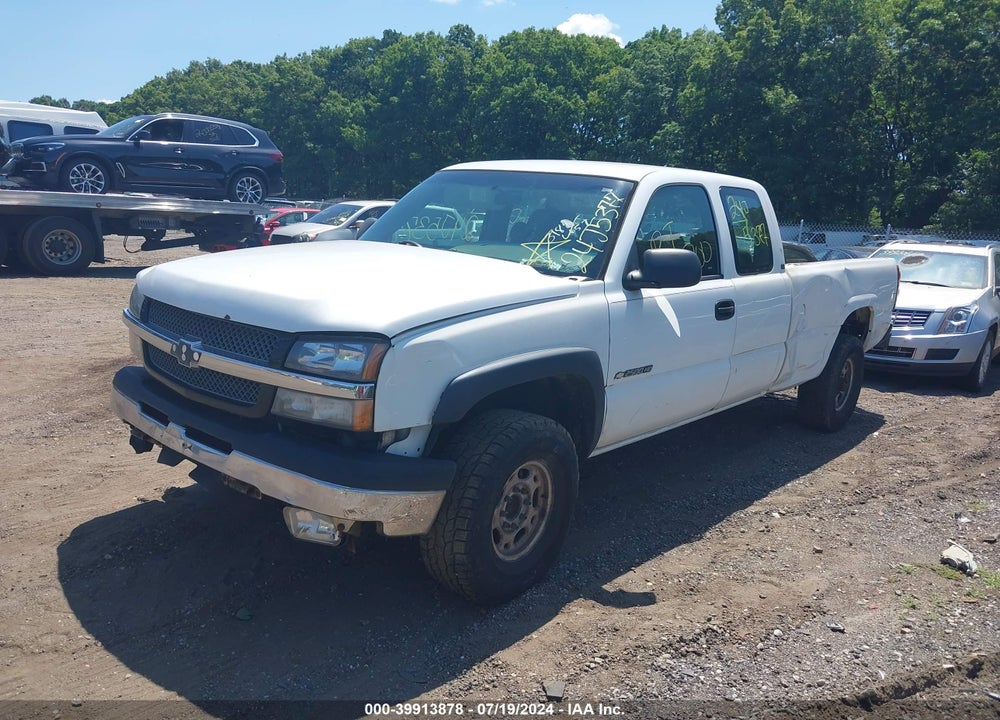 2005 CHEVROLET SILVERADO 2500HD WORK TRUCK VIN: 1GCHC29U05E318657