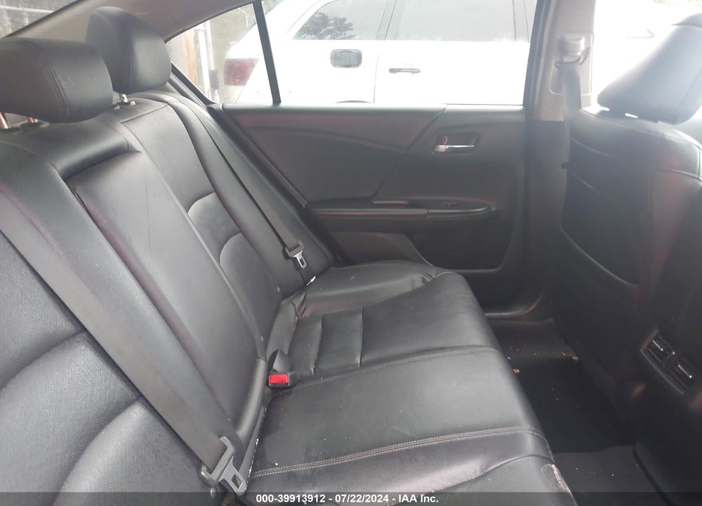2015 HONDA ACCORD EX-L VIN: 1HGCR2F89FA058950