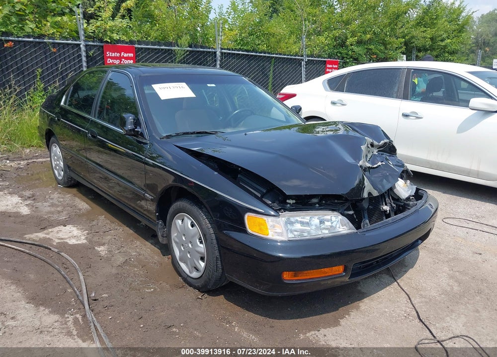 1996 HONDA ACCORD LX/EX VIN: 1HGCD5638TA139129