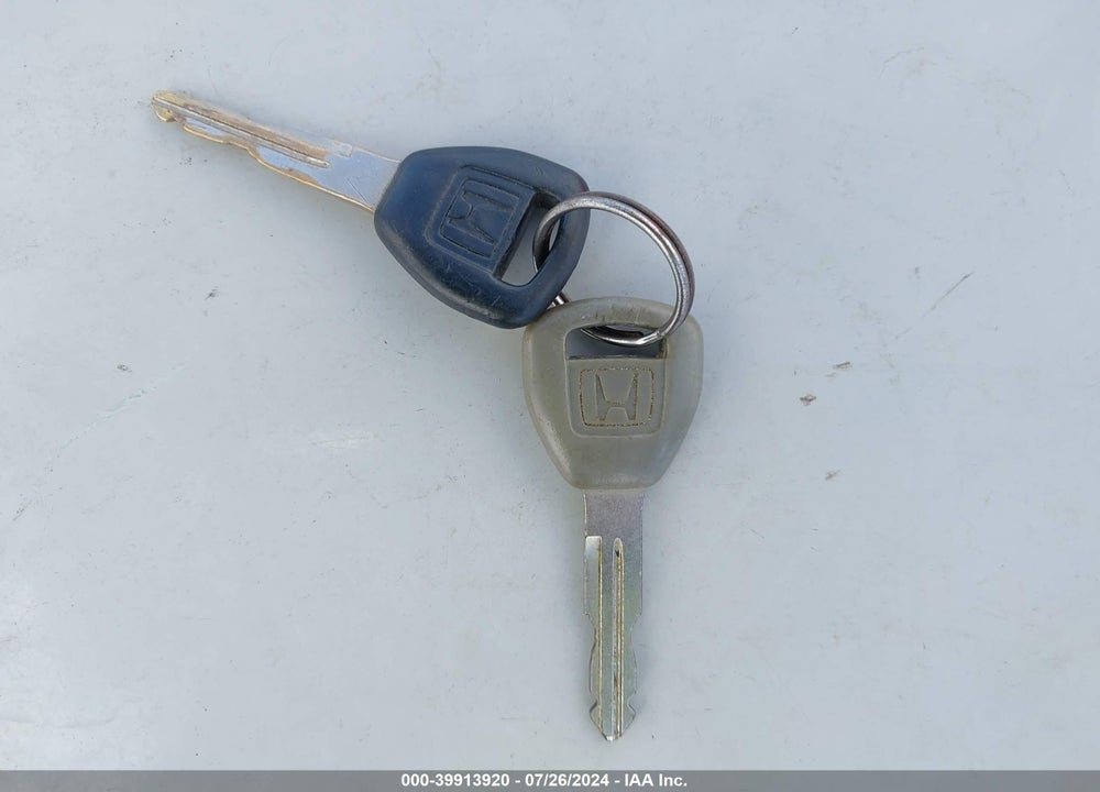 2001 HONDA CIVIC DX VIN: 1HGEM21251L084923
