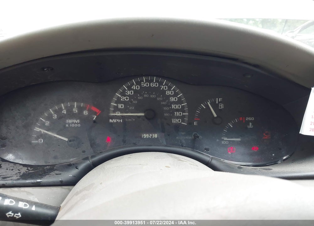 2005 CHEVROLET CLASSIC VIN: 1G1ND52F35M194413