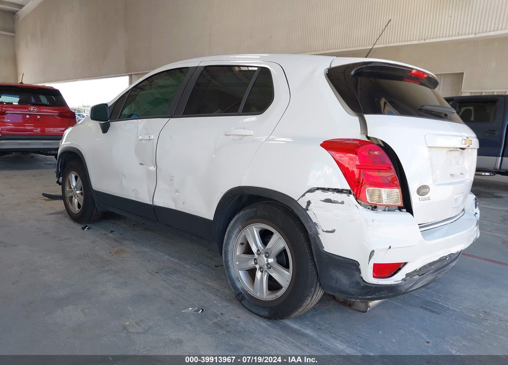 2022 CHEVROLET TRAX FWD LS VIN: KL7CJKSM0NB544366