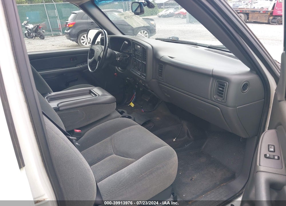 2004 CHEVROLET SILVERADO 2500 LS VIN: 1GCGK23U94F201840