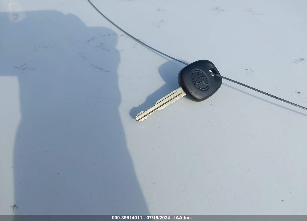 2015 TOYOTA TUNDRA SR5 5.7L V8 VIN: 5TFEY5F11FX183050