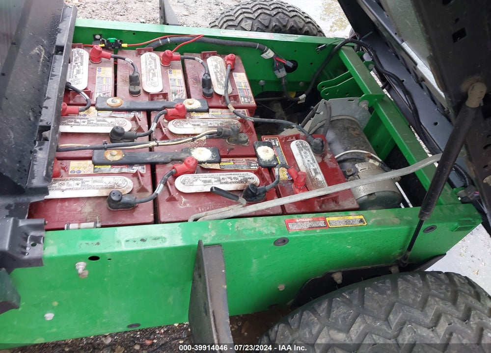 2014 JOHN DEERE TE 4X2 VIN: 1M0T145EPEM090241