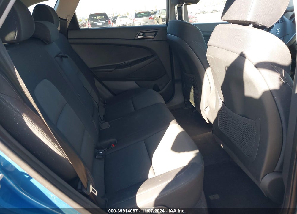 2018 HYUNDAI TUCSON SE VIN: KM8J23A42JU790649