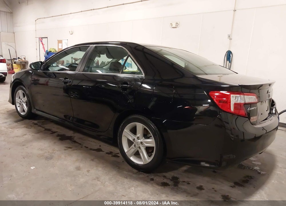 2014 TOYOTA CAMRY SE VIN: 4T1BF1FKXEU756985